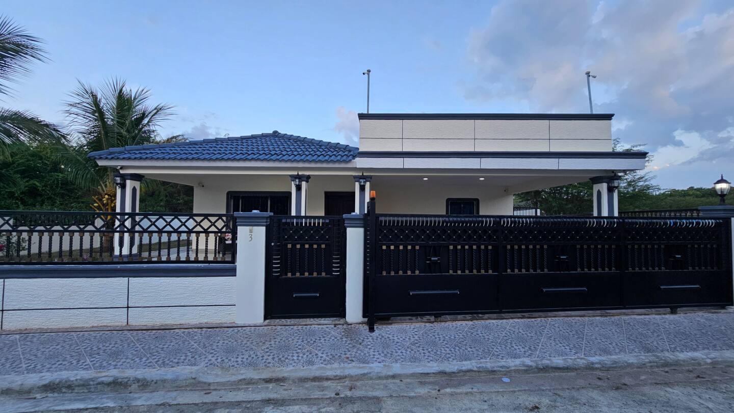 PEACEFUL AND PRIVATE VILLA