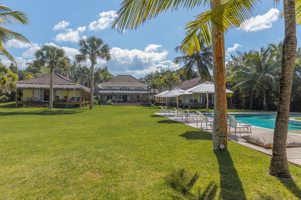 Casa Las Banderas | 6 Bedroom Caribbean Beachfront Villa