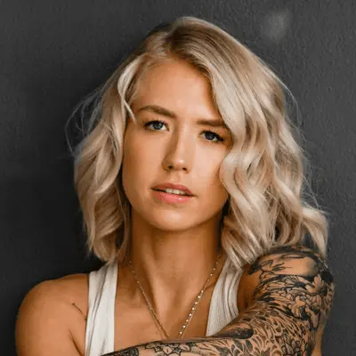 Lindsay Cole