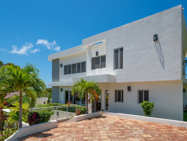 Villa Azul: Luxe 3-Bedroom in Sosua