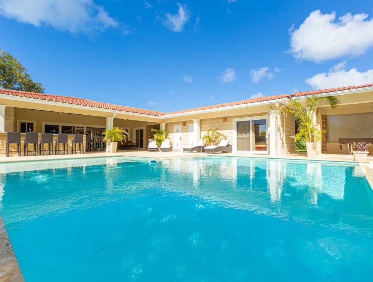 Smart Sosua Villa Rental with Infinity Pool